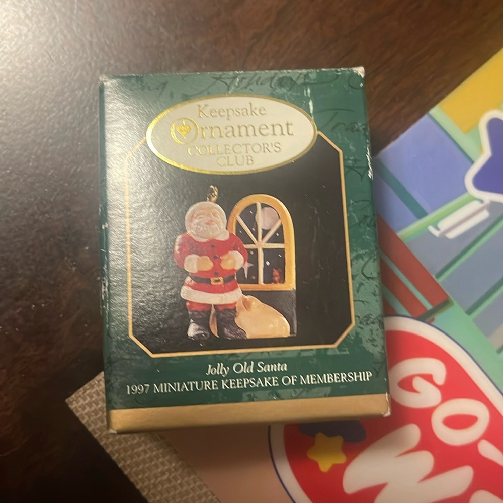 keepsake ornament(collector’s club)
